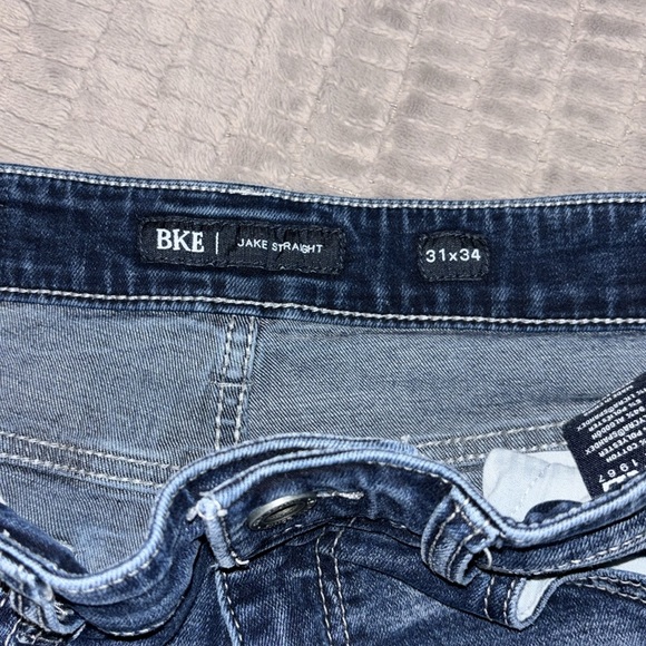 Jeans - Picture 4 of 4